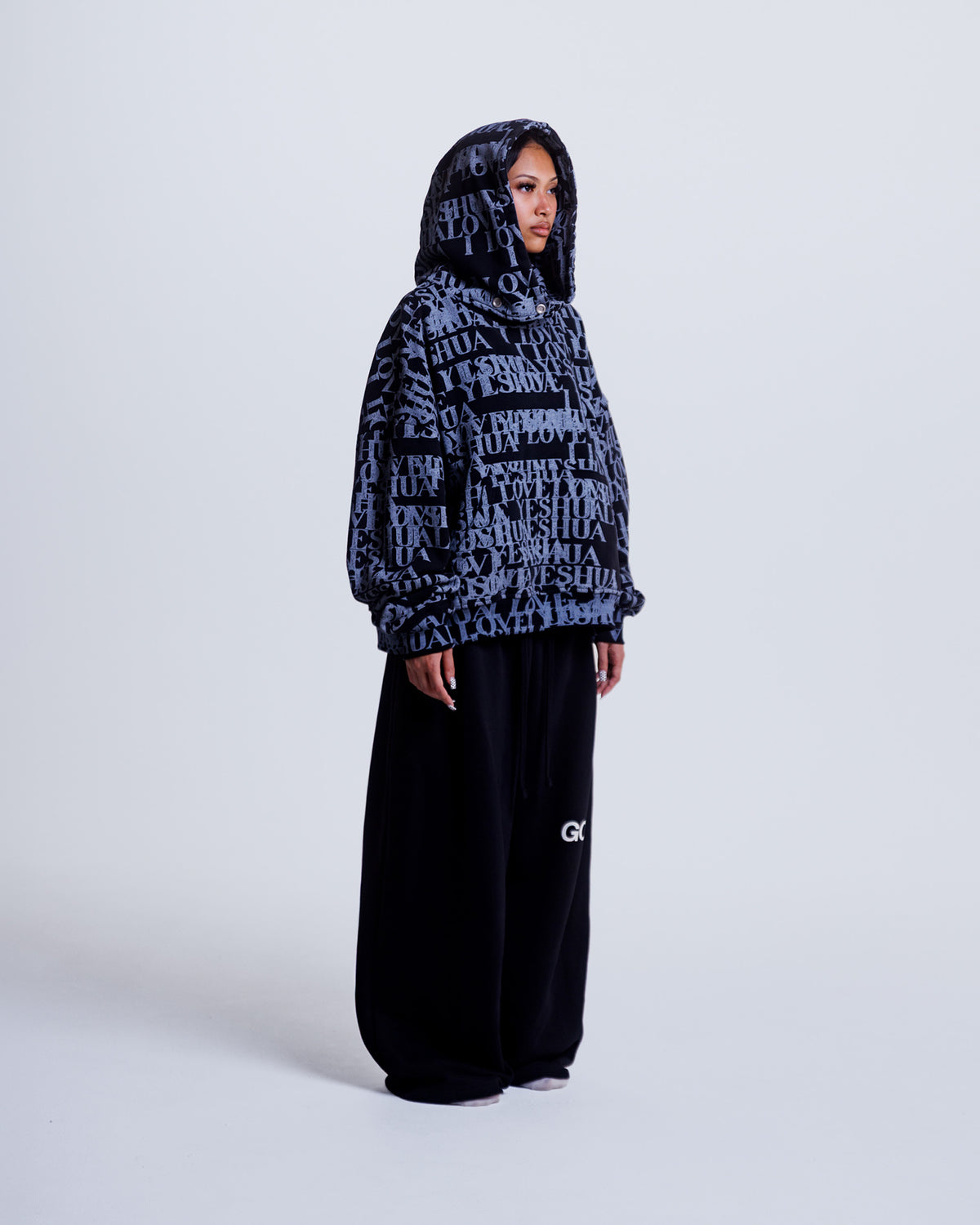 “I LOVE YESHUA” Hoodie in Midnight Black