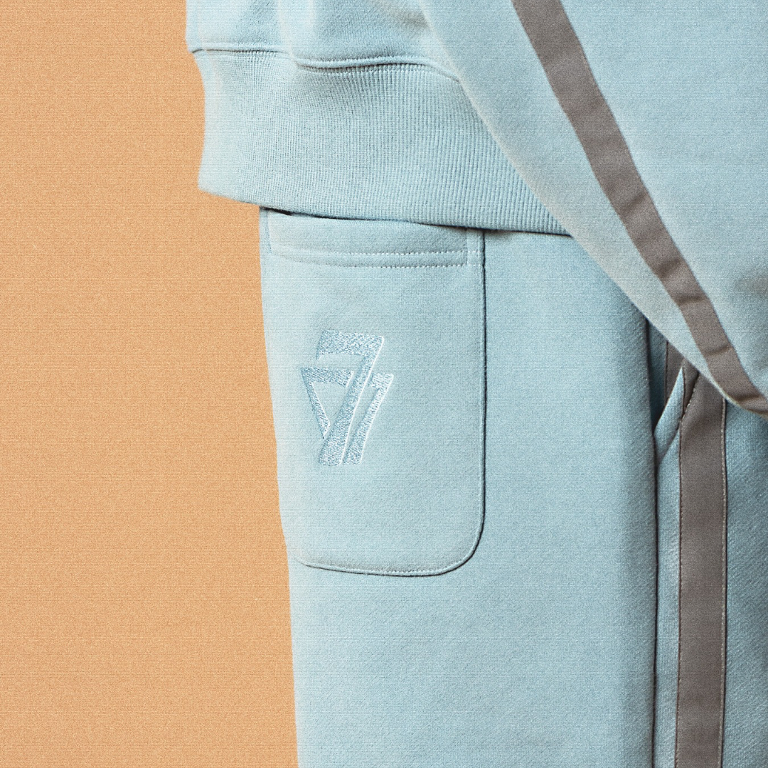 V1 Relaxed Sweatpants in Blue Koi
