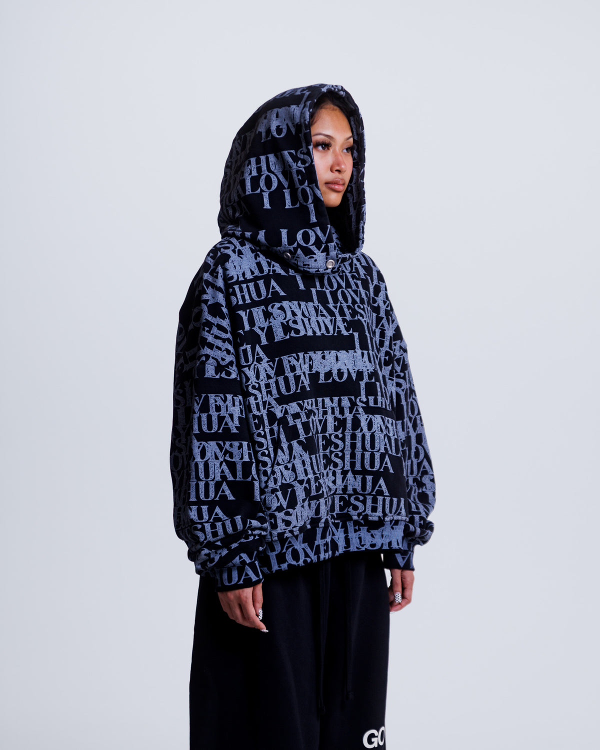 “I LOVE YESHUA” Hoodie in Midnight Black