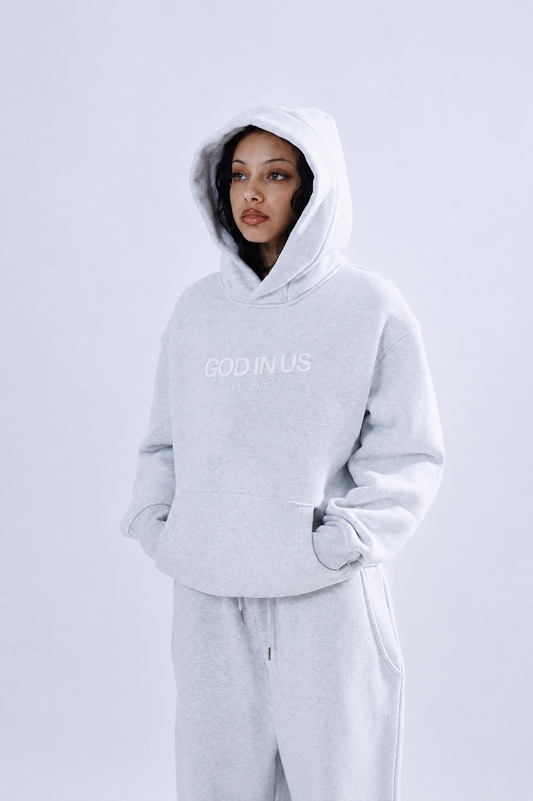 24/7 Essential Hoodie in Cloud