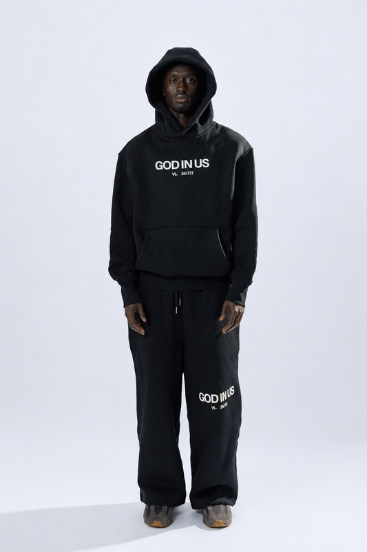 24/7 Essential Hoodie in Midnight Black